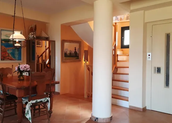 Alekos Houses-mitis * Lepedha