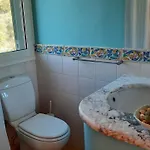 Alekos Houses-mitis فيلة